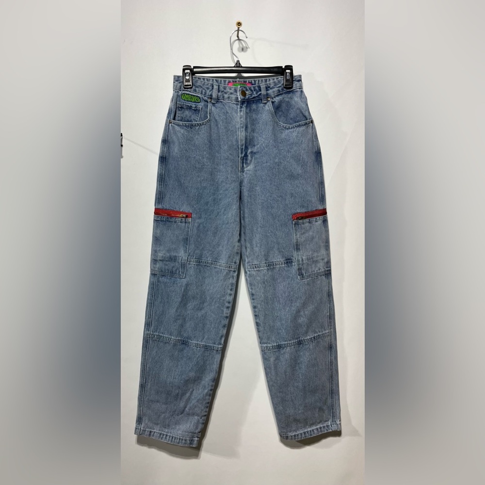 Empyre Tori Light Blue Wash Zippered Cargo Skate Jeans Size 4 Inseam 31”